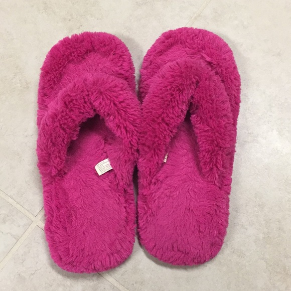 fuzzy flip flops slippers